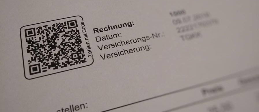 QR Code auf einer Rechnung gedruckt